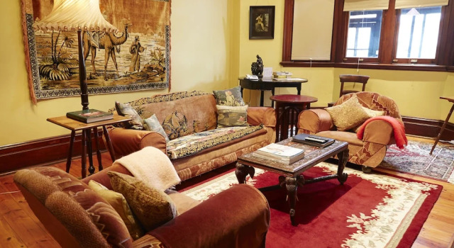 Апартаменты Classic Buxton Manor
