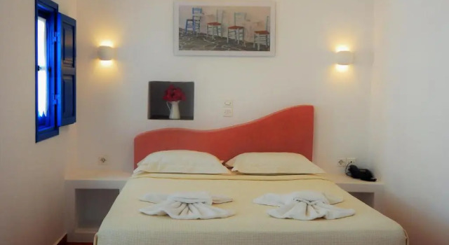 Aegeo Hotel, Prenota Hotel Chora Folegandros 