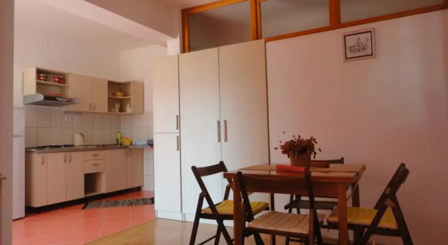 Belic Vinko- house, Prenota Appartamento Hotel a Croatian Islands con parcheggio, Parcheggio