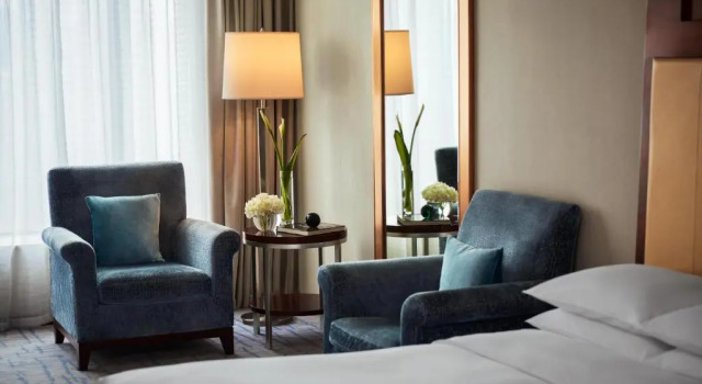 Двухместный номер Business Renaissance Wuhan Hotel
