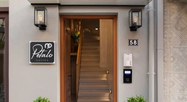 Petalo Suites