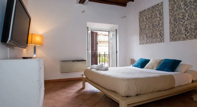 Pantheon Charming 2-bed Apartment in Heart of Rome, Забронировать Апартаменты/квартира Отели Лацио с парковкой, Парковка