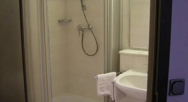 Номер Standard Hotel Merkur Garni