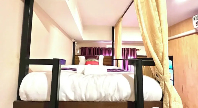 Номер Standard с балконом LM Hostel