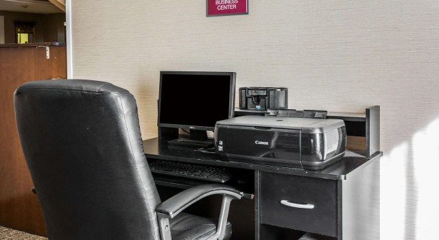 Quality Suites, Buchen Sie Hotel Morristown Tennessee