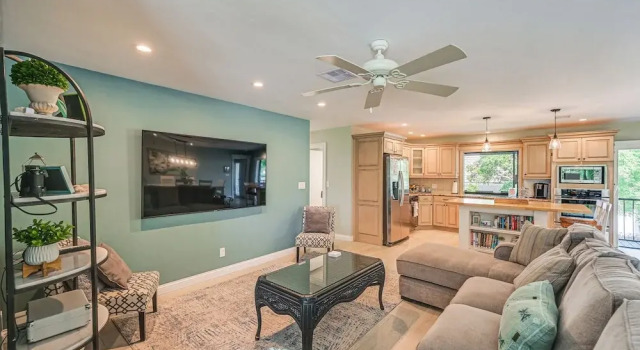 Marco Island Family Home: Pool, Lanai, Backyard!, Забронировать Отель Отели Марко-Айленд с парковкой, рядом с Marco Island Medical Center, Парковка