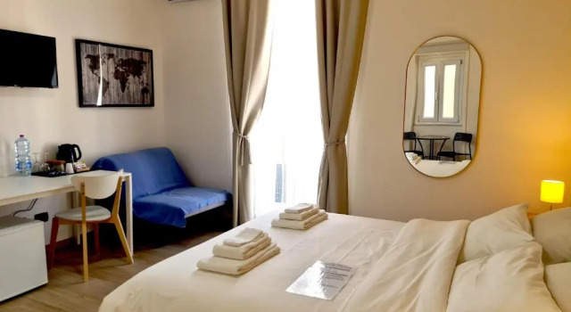 Двухместный номер Standard с балконом Fortuna Guest House - Charm & Relax rooms