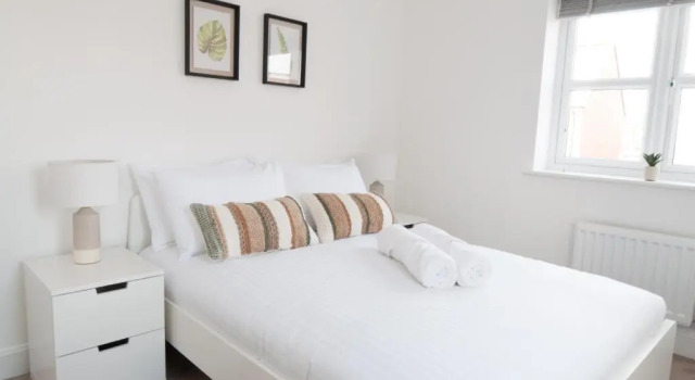 Lysander House - Modern, 4-Bed House, near Alton Towers, Reserva ahora Hotel Ashbourne Derbyshire