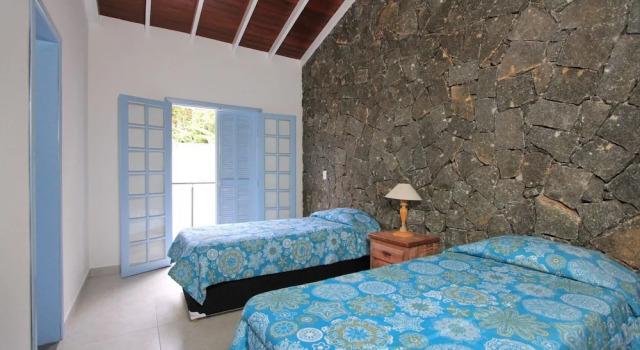 Villa Divina Pietra - Ubatuba, Забронировать Вилла Отели Praia das Toninhas 3 звезды, 3*