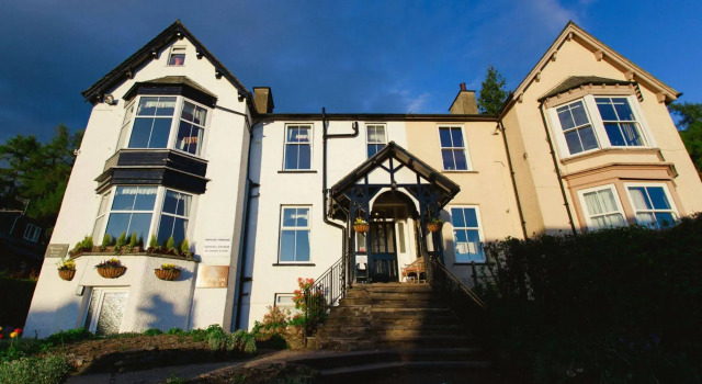 Blenheim Lodge