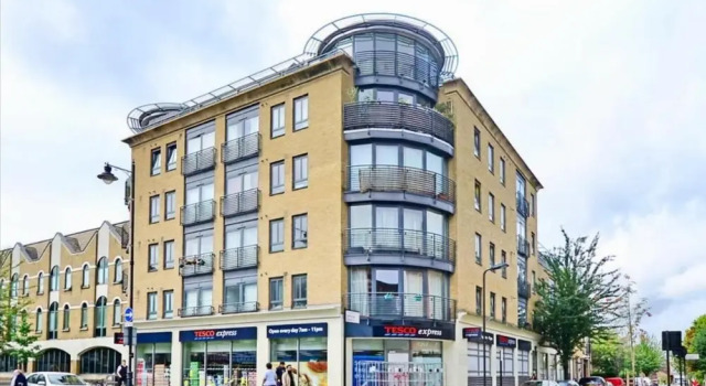 Modern Apartment in London