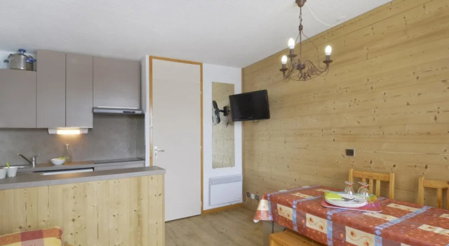 Belle Plagne Two-roomed Apartment for 5 People, Located on the Slopes On205, Забронировать Апартаменты/квартира Бель-Плань Ла-Плань-Тарантез