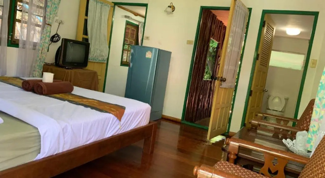 Семейный номер Standard с балконом и с красивым видом из окна Sams House Kanchanaburi