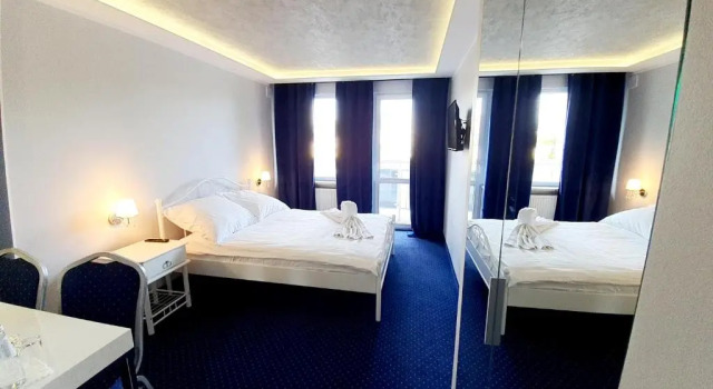 Двухместный номер Standard с балконом Hotel Imperium
