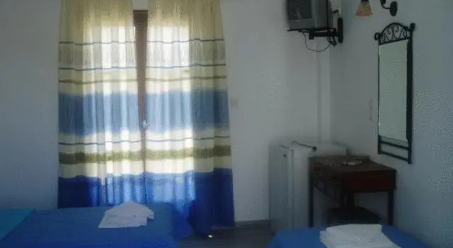 Трёхместный номер Standard с балконом Ritas Place Hotel