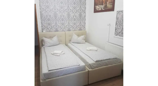 Vila Fortuna Auri, Varaa Matkakoti Oradea 