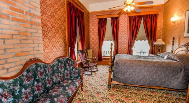 Номер Deluxe Irma Hotel
