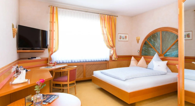Двухместный номер Deluxe AKZENT Hotel Restaurant Altdorfer Hof