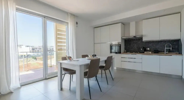 Апартаменты White Coast Relax & Stay
