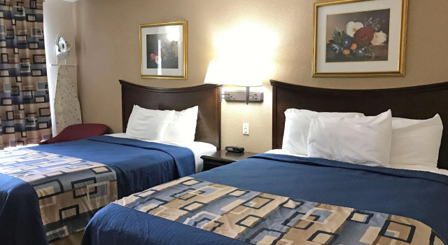 Четырёхместный номер Standard Americas Best Value Inn Mount Vernon