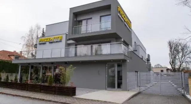 Guest House Frizzante, Забронировать Гостевой дом Турчьянске-Теплице Жилинский край, рядом с Курорт Турчанске-Теплице