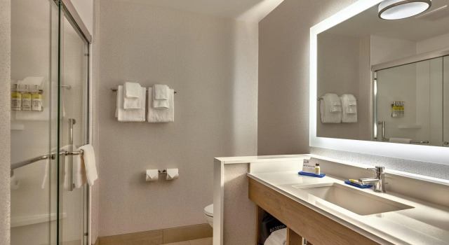 Номер Standard Holiday Inn Express & Suites Salem North - Keizer by IHG