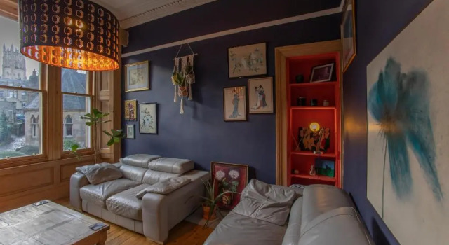 2 Bed in great location 15-20 Minutes walk to SEC, Забронировать Отель Отели Glasgow & The Clyde Valley с парковкой, Парковка