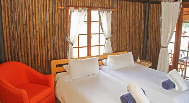 Номер Standard Camelthorn Kalahari Lodge