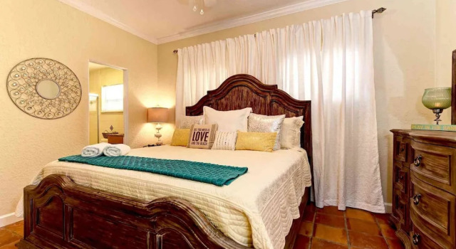 Sunset Point Apartment 4