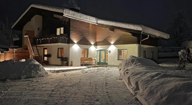 Kitzalp, Chalet, Rezerwuj Chalet Hotele w Tyrol z parkingiem, Parking