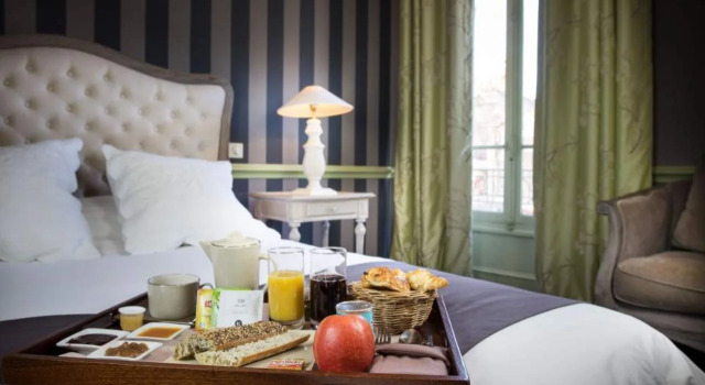 Hôtel Helvie, Забронировать Отель Вальс-ле-Бен Ardèche