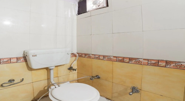 Двухместный люкс OYO 2295 Hotel Razia Inn
