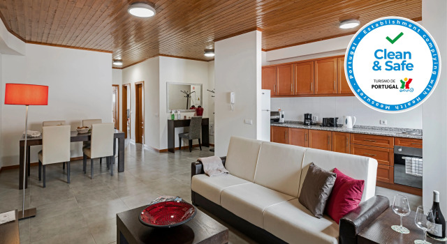 In the pedestrianised Funchal Old Town, close to amenities | Taberna Apartment 4, Rezerwuj Apartament Santa Maria Funchal