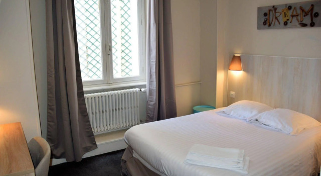 Citotel Lion D'or, Забронировать Отель Отели Лиможа с парковкой, рядом с Церковь Сен-Мишель-де-Лион, Парковка