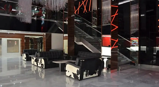 Hotel Druzba, Rezerwuj Hotel Hotele w Košický kraj z parkingiem, Parking