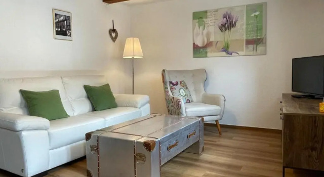 Apartment mit Balkon No5, Prenota Appartamento Hotel a Garz con parcheggio, Parcheggio