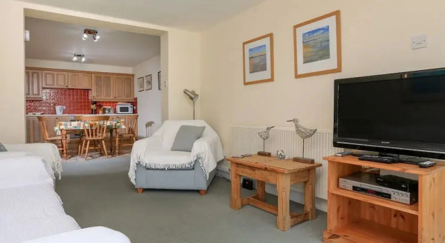 3 The Salcombe