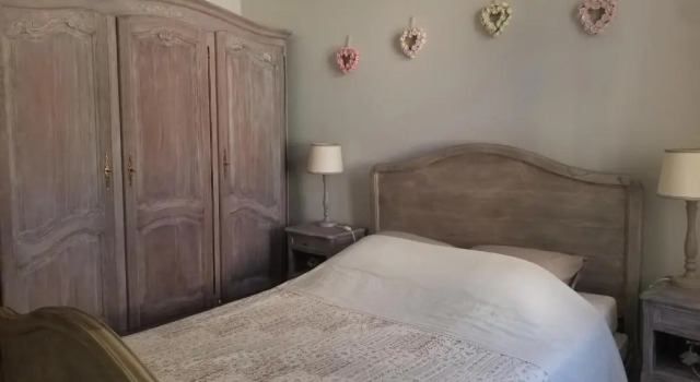 Joli T2 de 40m² à louer à Le Muy (83490), Prenota Appartamento Hotel a Alvernia con parcheggio, Parcheggio