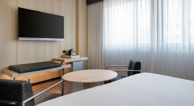 Двухместный номер Standard Plus AC Hotel Firenze by Marriott