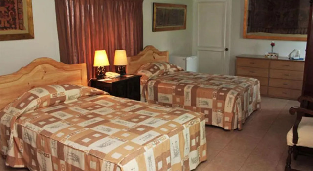 Полулюкс Hacienda Majoro Boutique & Resort