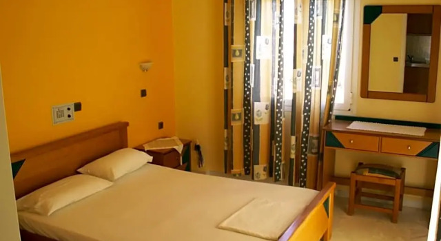 Апартаменты Athena Hotel