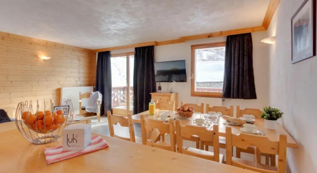 Апартаменты с 4 комнатами Les Chalets de L'Adonis