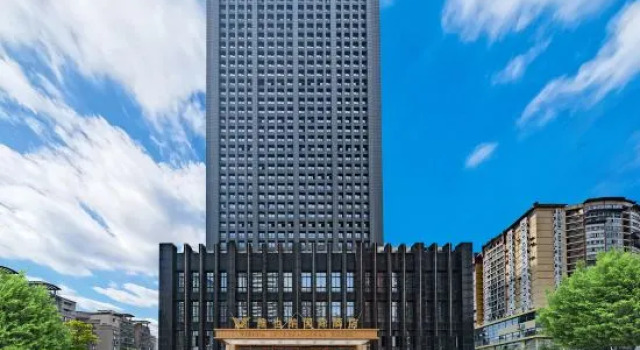 Vienna International Hotel Chongqing Jiangbeizui Financial Center, Забронировать Отель Бизнес-отели Jiang Bei, 4* 5*