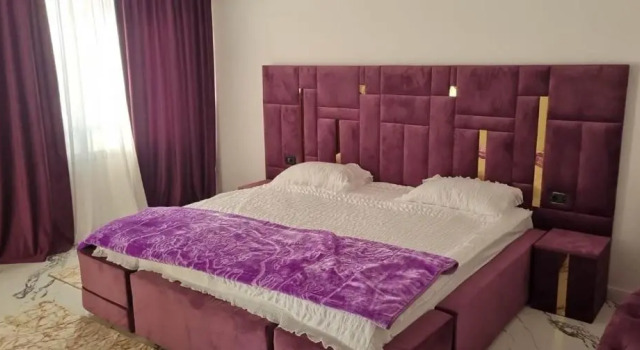 Nr 27, Prenota Hotel Palazu Mare Romania