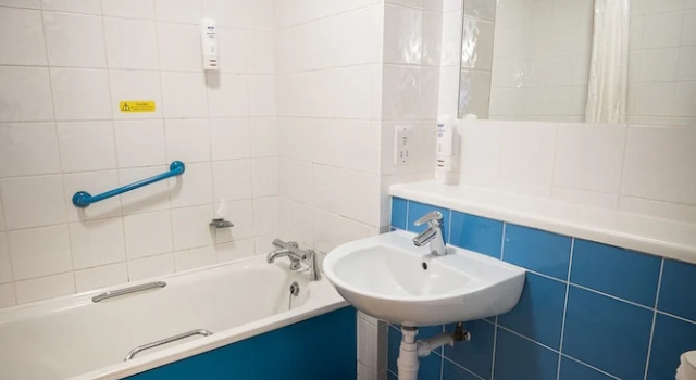Трёхместный номер Standard Travelodge Waterford