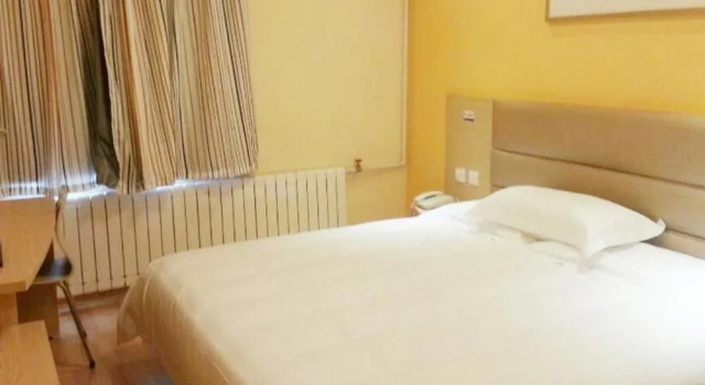 Grace Inn Qingzhou Haidai Middle Road, Rezerwuj Hotel Hotele w Qingzhou z parkingiem, Parking
