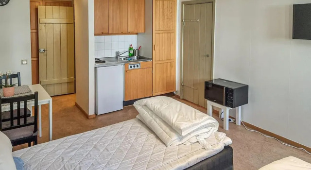 Awesome Apartment in Ystad With, Rezerwuj Apartament Hotele w Lagos z parkingiem, Parking