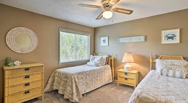 Destin Townhome With Beach Access & 2 Pools!, Забронировать Апартаменты/квартира Дестин Emerald Coast, рядом с Аквапарк Биг-Каунас