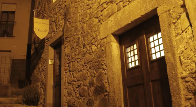 Albergo Diffuso S'Illustradu, Забронировать Отель Санту-Луссурджу Южная Сардиния