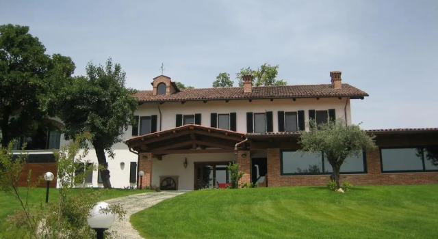 Locanda DellArzente, Забронировать Отель Сан-Сальваторе-Монферрато Пьемонт